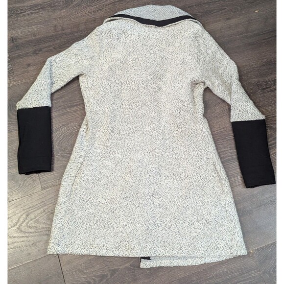 BNCI by Blanc Noir Women’s Size Small Cardigan Open Front Gray (504m) - Picture 2 of 3